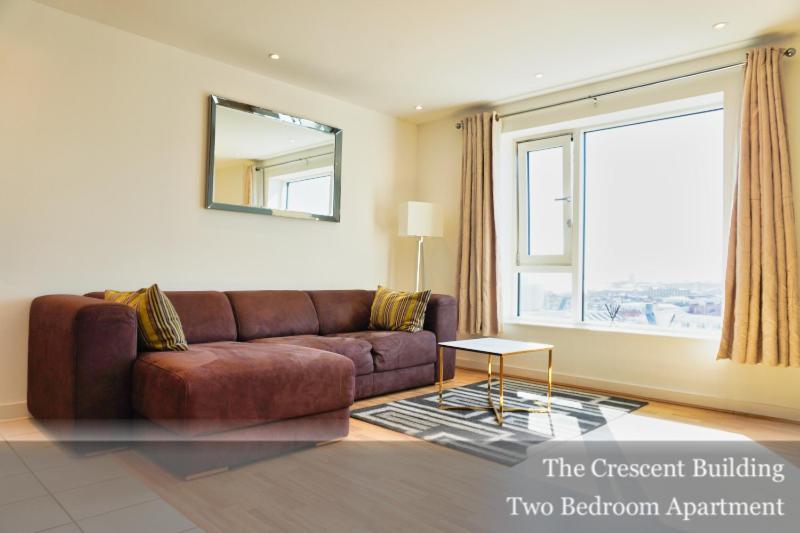 פורטסמות' Gunwharf Quays Apartments מראה חיצוני תמונה