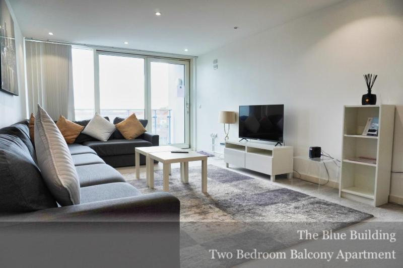 פורטסמות' Gunwharf Quays Apartments מראה חיצוני תמונה