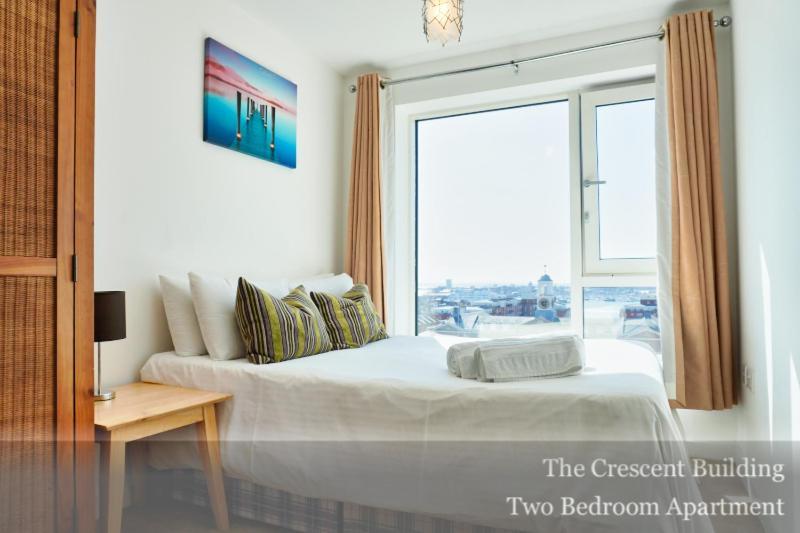 פורטסמות' Gunwharf Quays Apartments מראה חיצוני תמונה