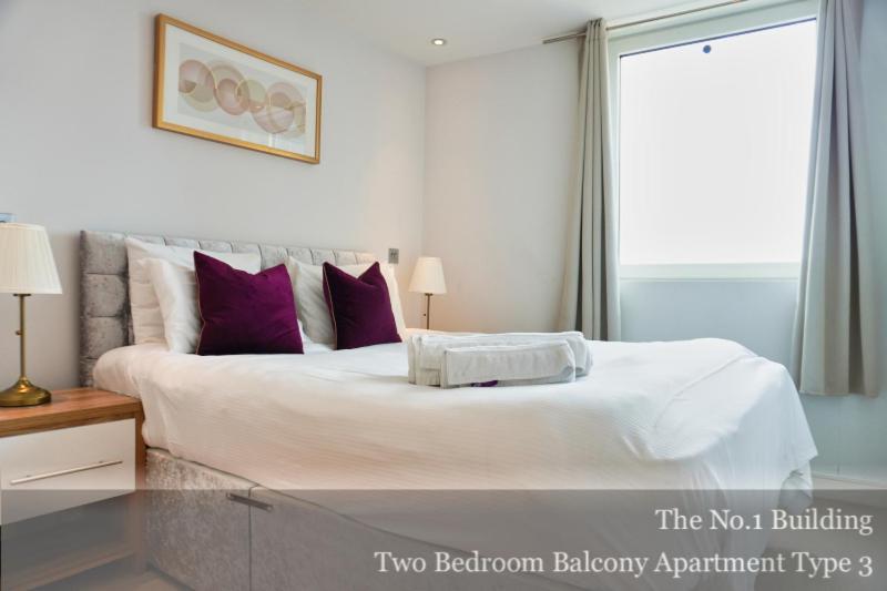 פורטסמות' Gunwharf Quays Apartments מראה חיצוני תמונה