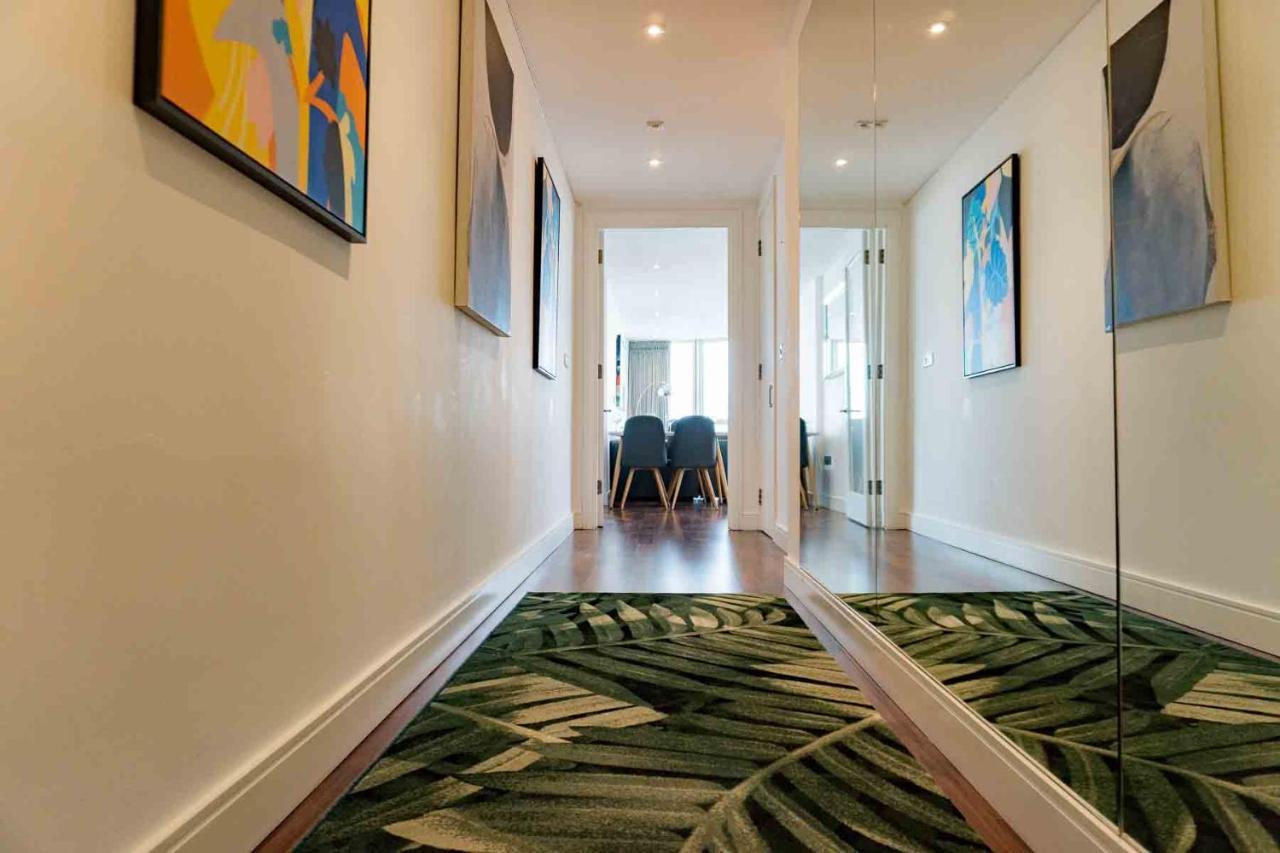 פורטסמות' Gunwharf Quays Apartments מראה חיצוני תמונה